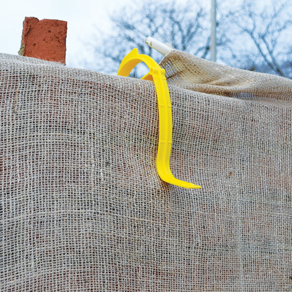 Hessian Frost Protection 1.37m x 45.7m